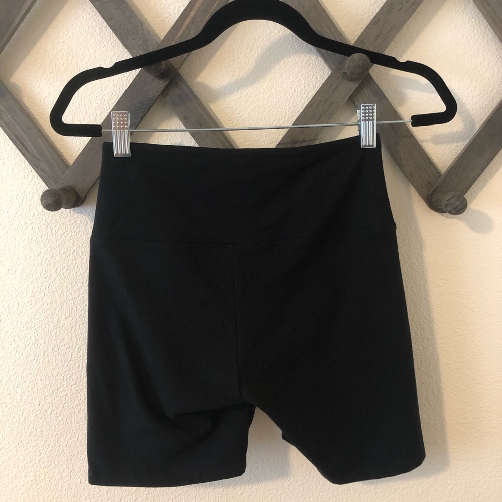 🐆🖤PINK Bike Shorts🖤🐆 - Picture 8 of 16